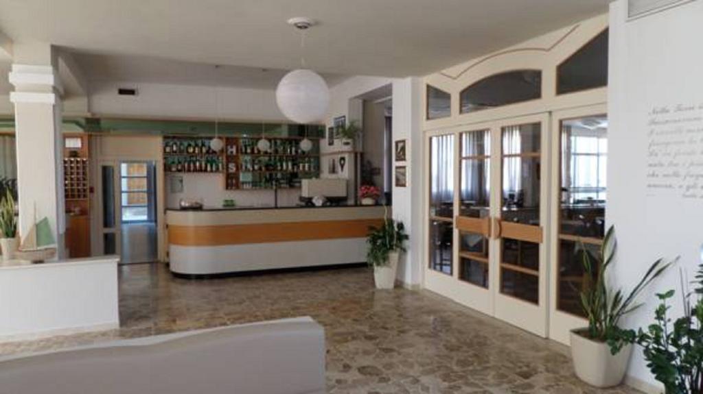 Hotel Sorriso San Mauro Mare Exterior foto